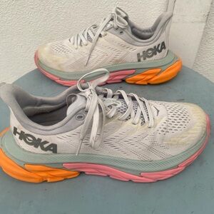 Women's Hoka Clifton Edge Running Shoes (7.5 US)